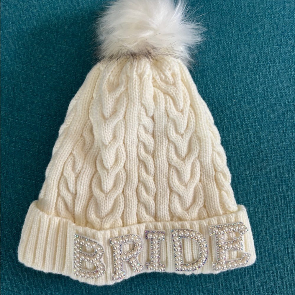 Cream Cable Knit Pom-Pom Hat